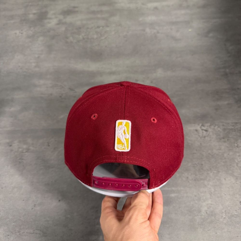 New Era Cleveland Cavaliers Snapback Hat Wine Red Big Logo NBA Hat Flat Brim - Picture 5 of 8